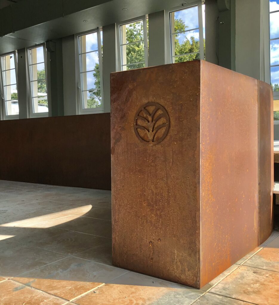 Upeksa Steel Art