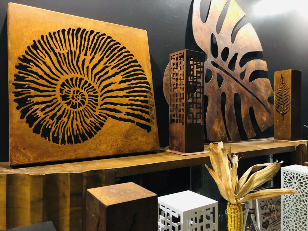 Upeksa Steel Art